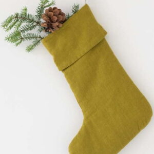 Zelená vánoční lněná závěsná dekorace Linen Tales Christmas Stocking. Nejlepší citáty o lásce